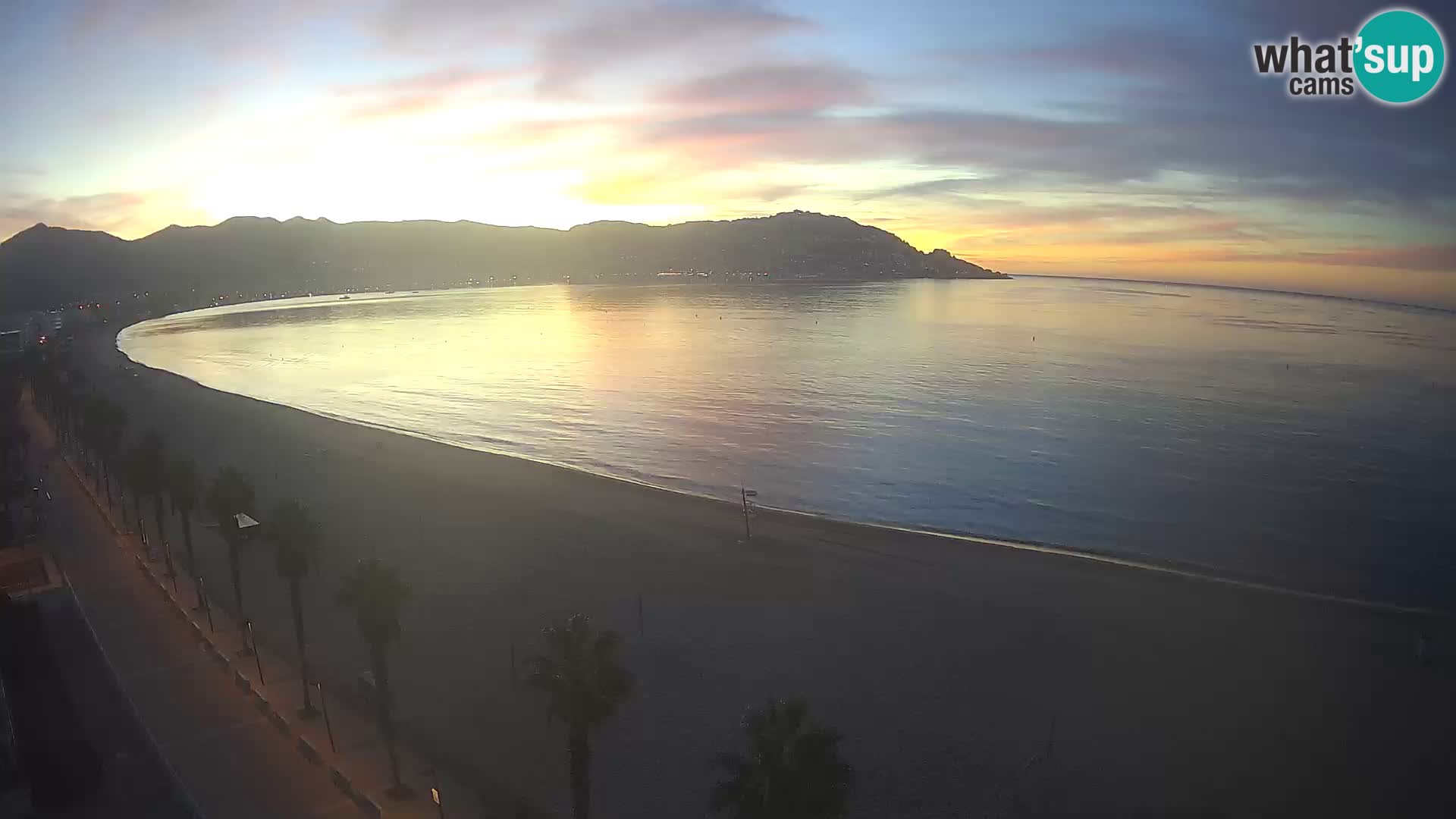 Live Roses Webcam Costa Brava beach view from MonteCarlo Hotel