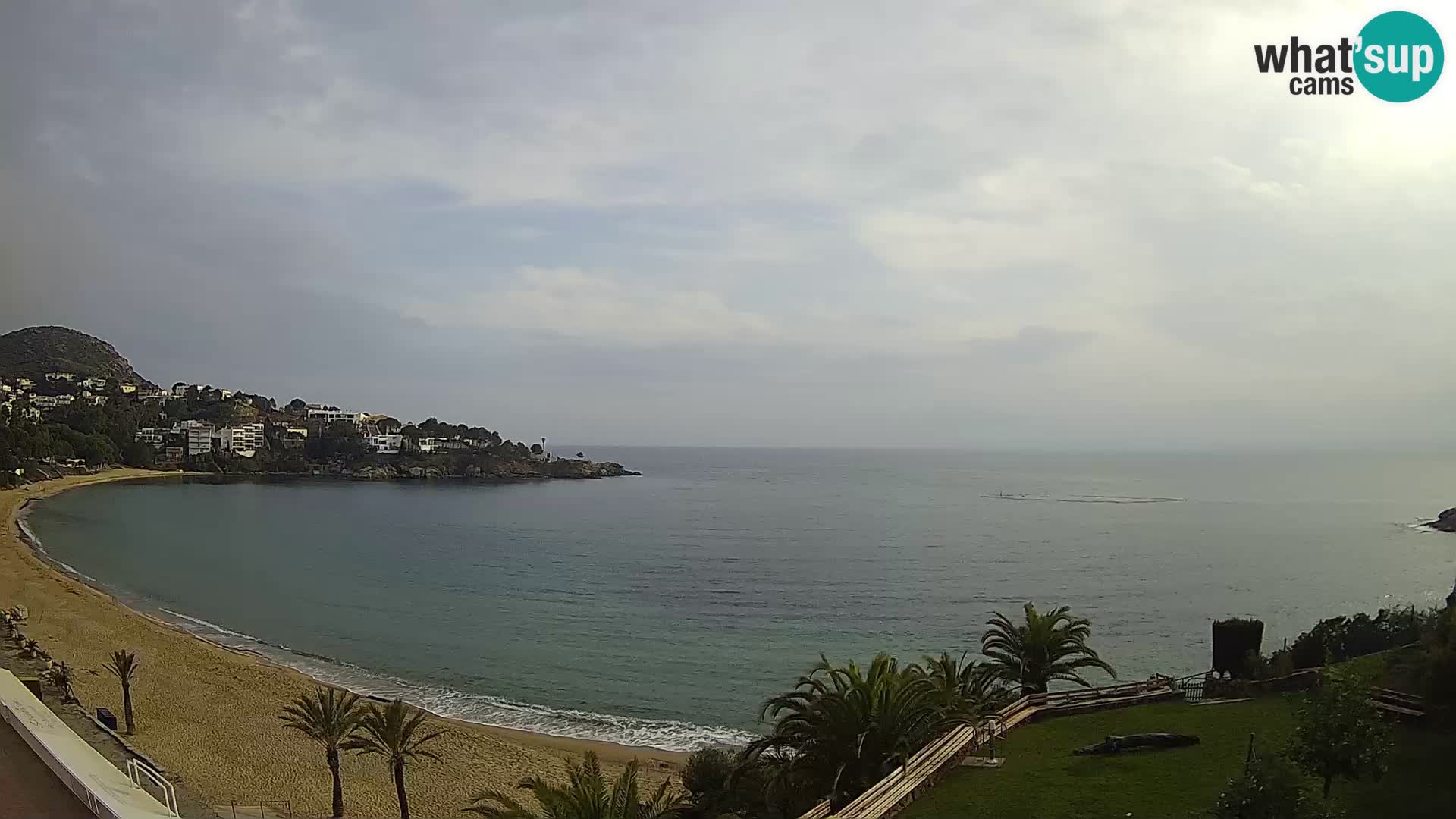 Platja de l’Almadrava beach Live Webcam Roses – Costa Brava – Spain