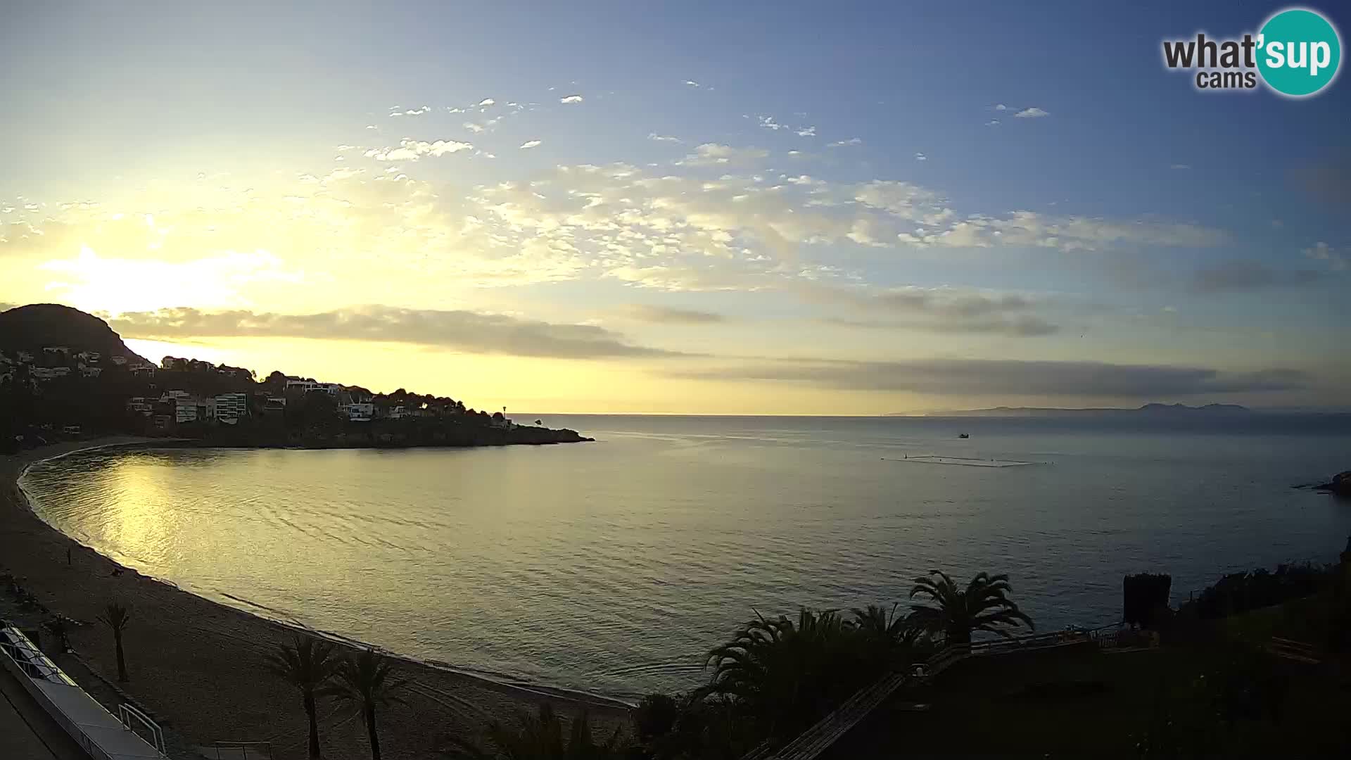 Platja de l’Almadrava beach Live Webcam Roses – Costa Brava – Spain