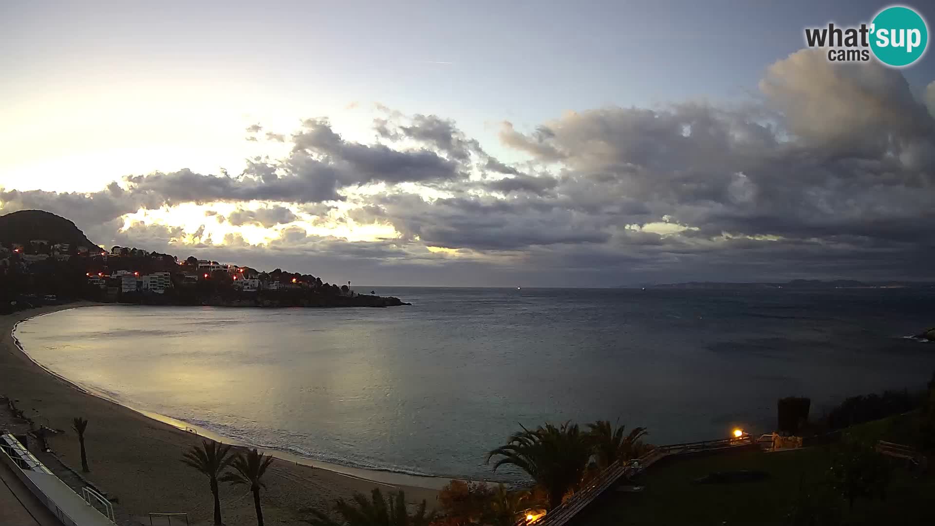 Playa de l’Almadrava camera en vivo Roses – Costa Brava – Espana