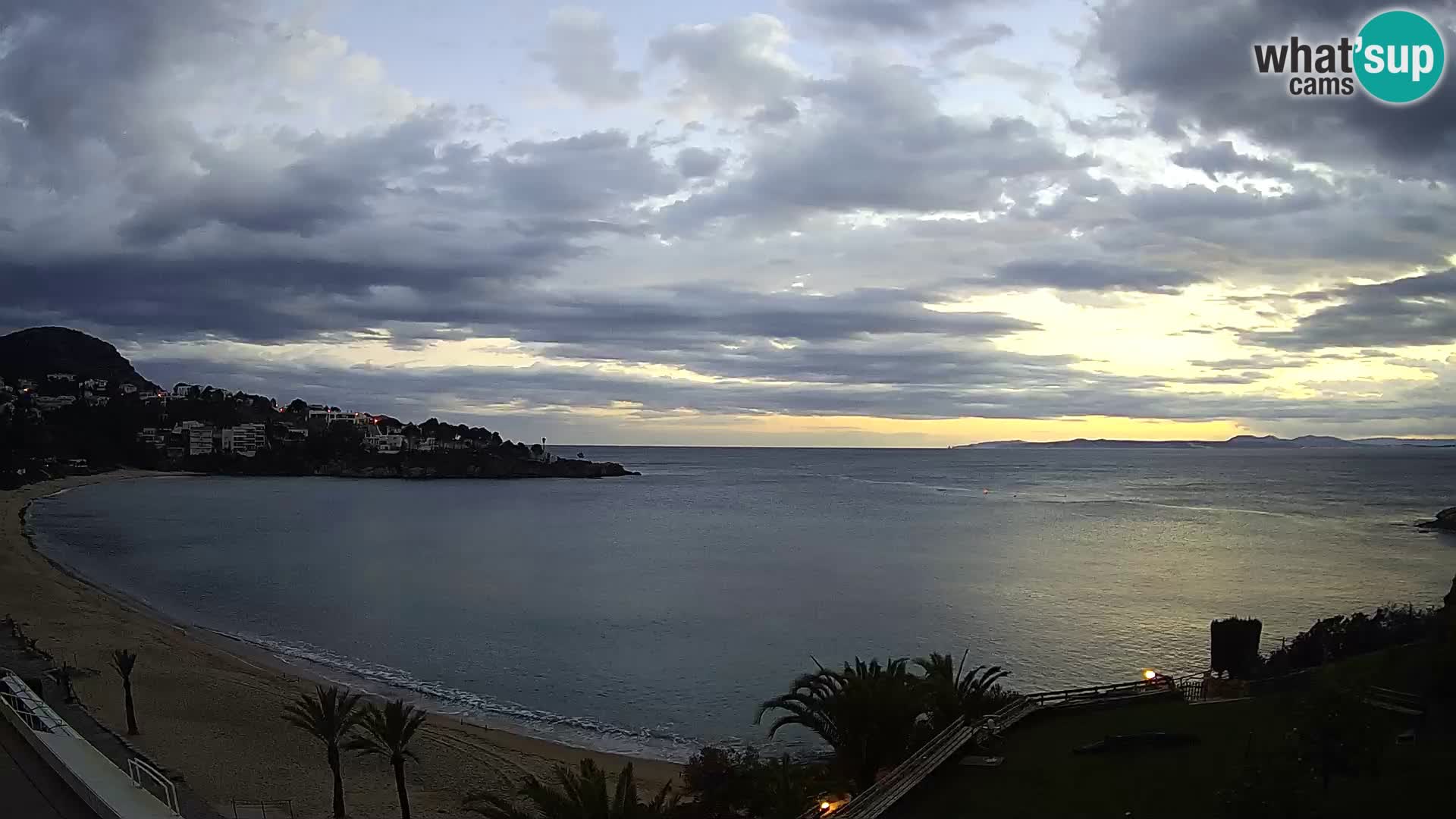 Playa de l’Almadrava camera en vivo Roses – Costa Brava – Espana