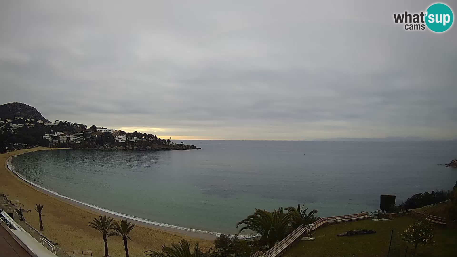 Platja de l’Almadrava beach Live Webcam Roses – Costa Brava – Spain