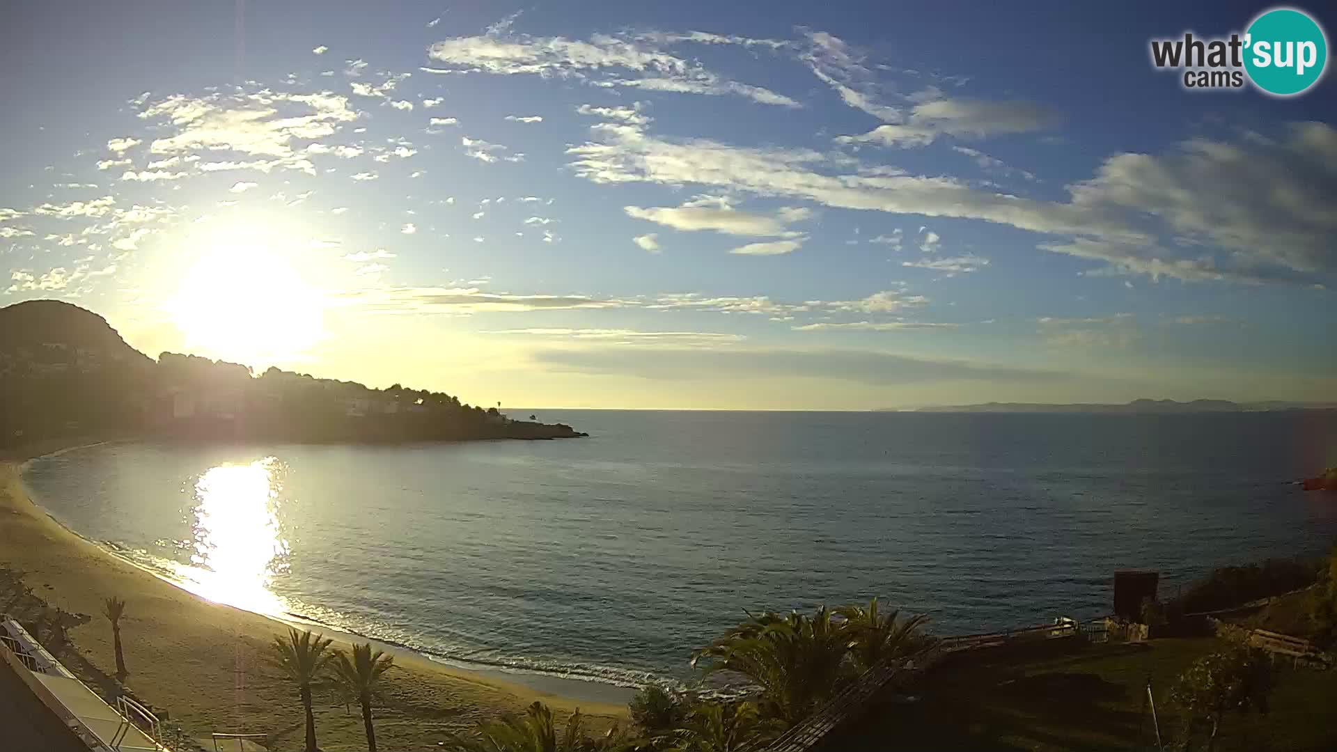 Platja de l’Almadrava beach Live Webcam Roses – Costa Brava – Spain