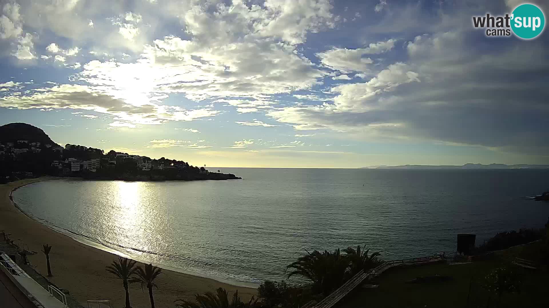 Playa de l’Almadrava camera en vivo Roses – Costa Brava – Espana