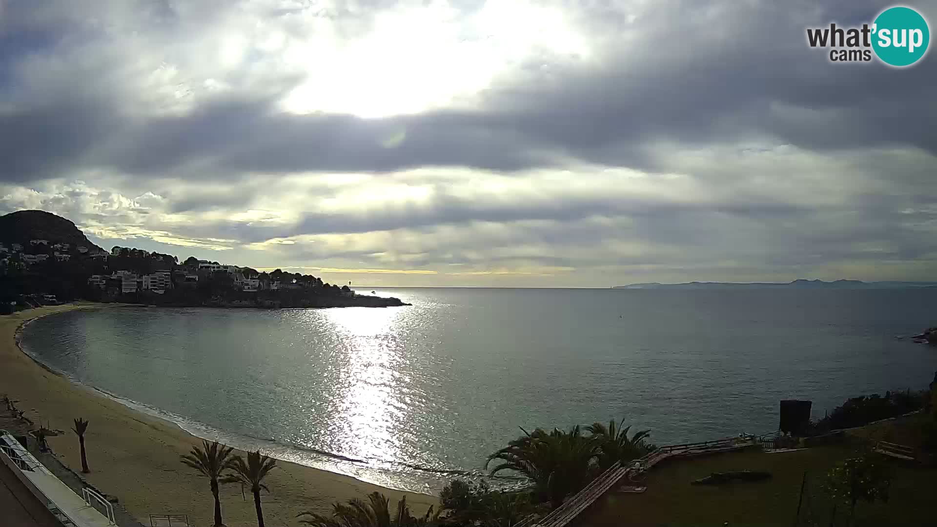 Platja de l’Almadrava beach Live Webcam Roses – Costa Brava – Spain