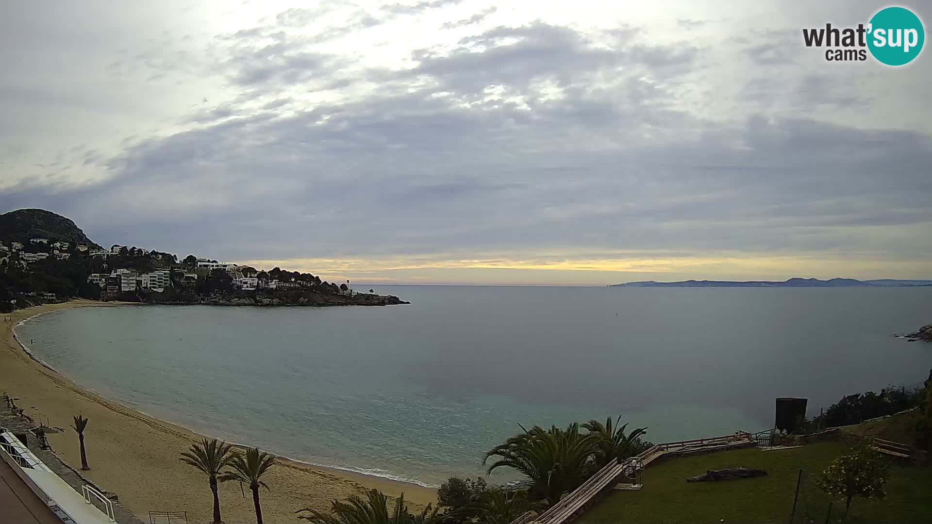 Playa de l’Almadrava camera en vivo Roses – Costa Brava – Espana