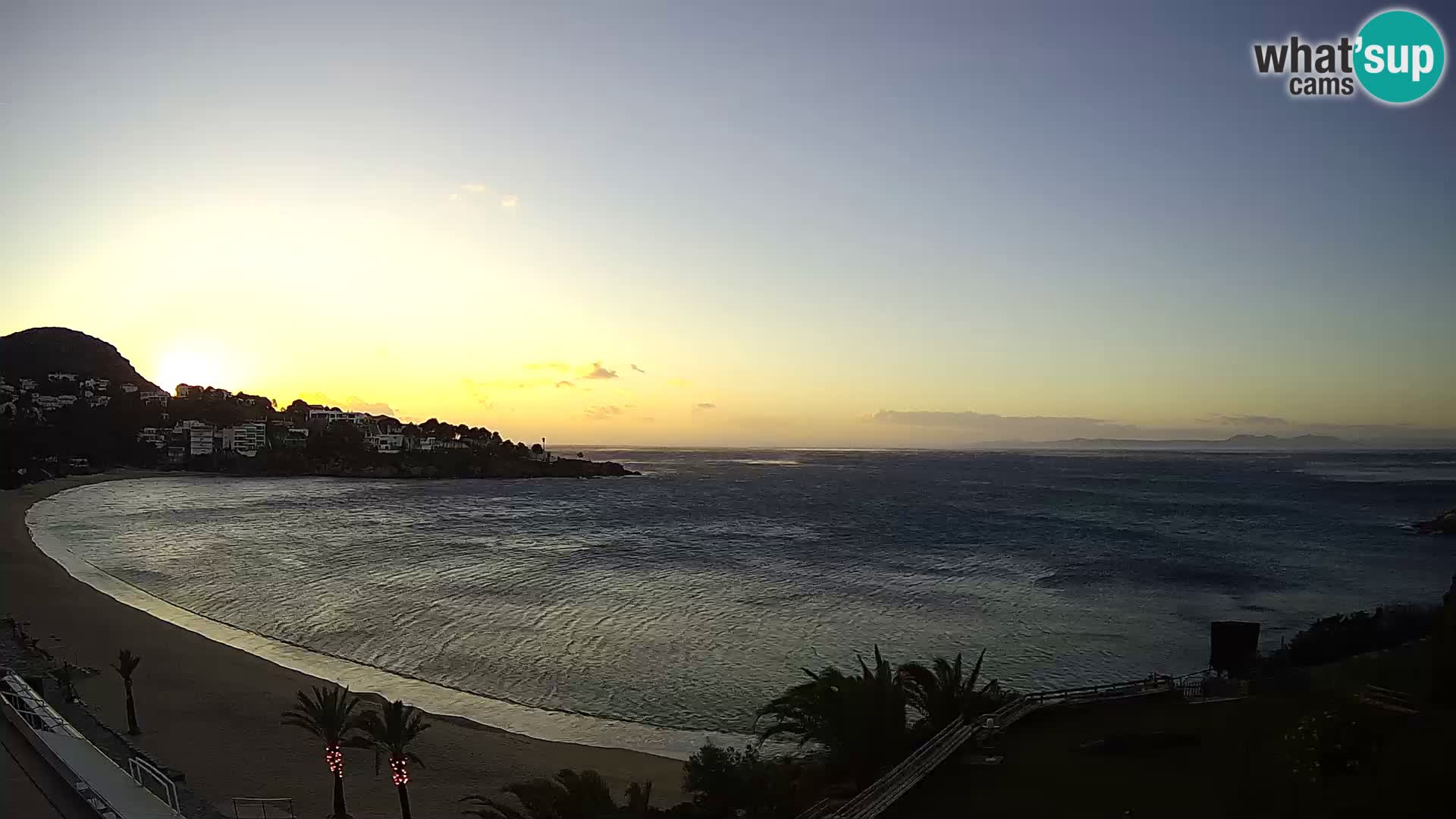 Platja de l’Almadrava beach Live Webcam Roses – Costa Brava – Spain