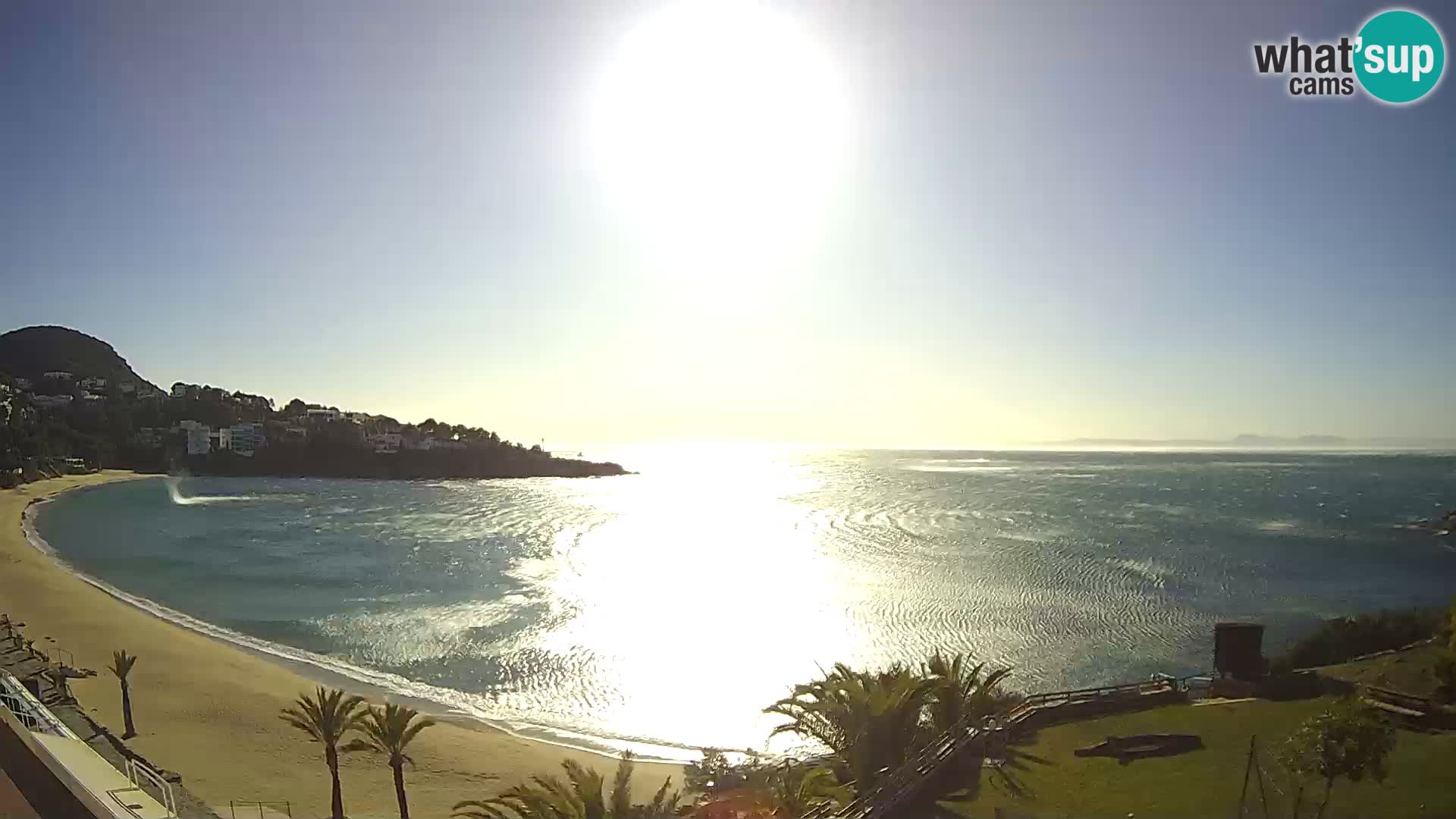 Platja de l’Almadrava beach Live Webcam Roses – Costa Brava – Spain