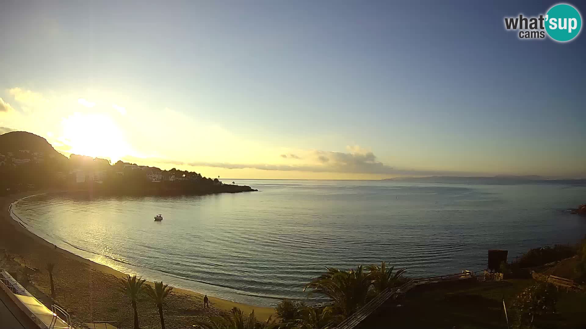 Platja de l’Almadrava beach Live Webcam Roses – Costa Brava – Spain