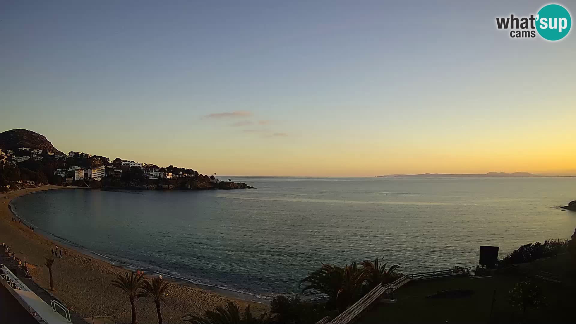 Platja de l’Almadrava beach Live Webcam Roses – Costa Brava – Spain