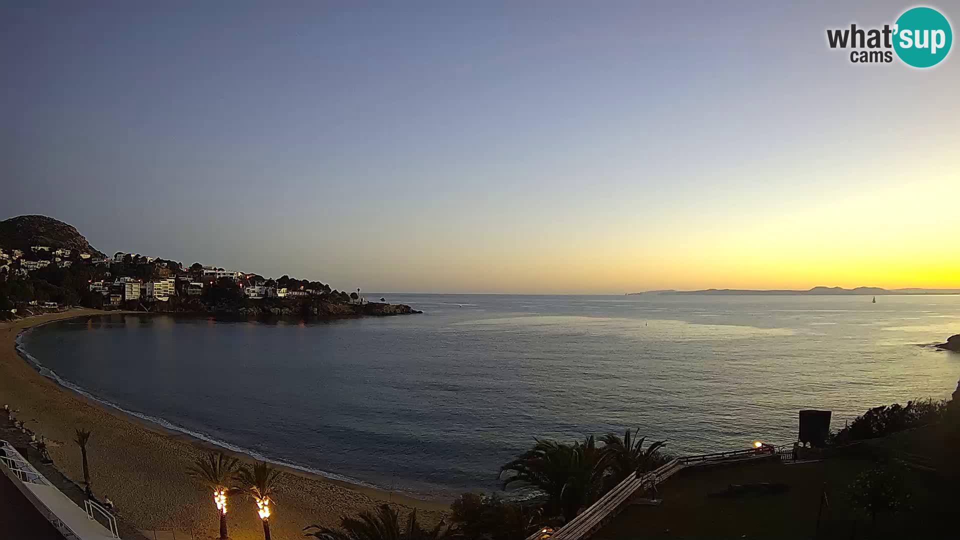 Platja de l’Almadrava beach Live Webcam Roses – Costa Brava – Spain