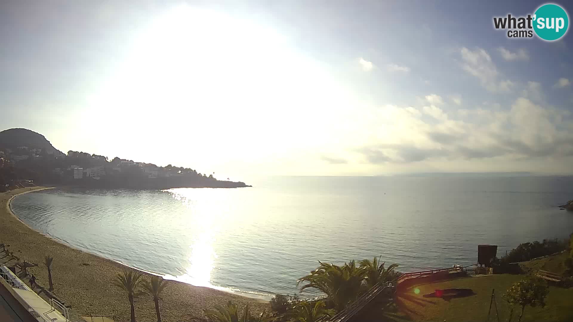 Platja de l’Almadrava beach Live Webcam Roses – Costa Brava – Spain