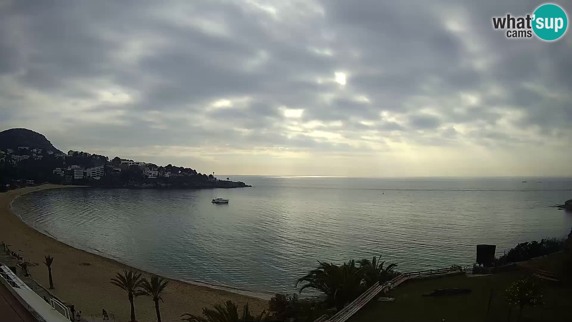 Platja de l’Almadrava beach Live Webcam Roses – Costa Brava – Spain