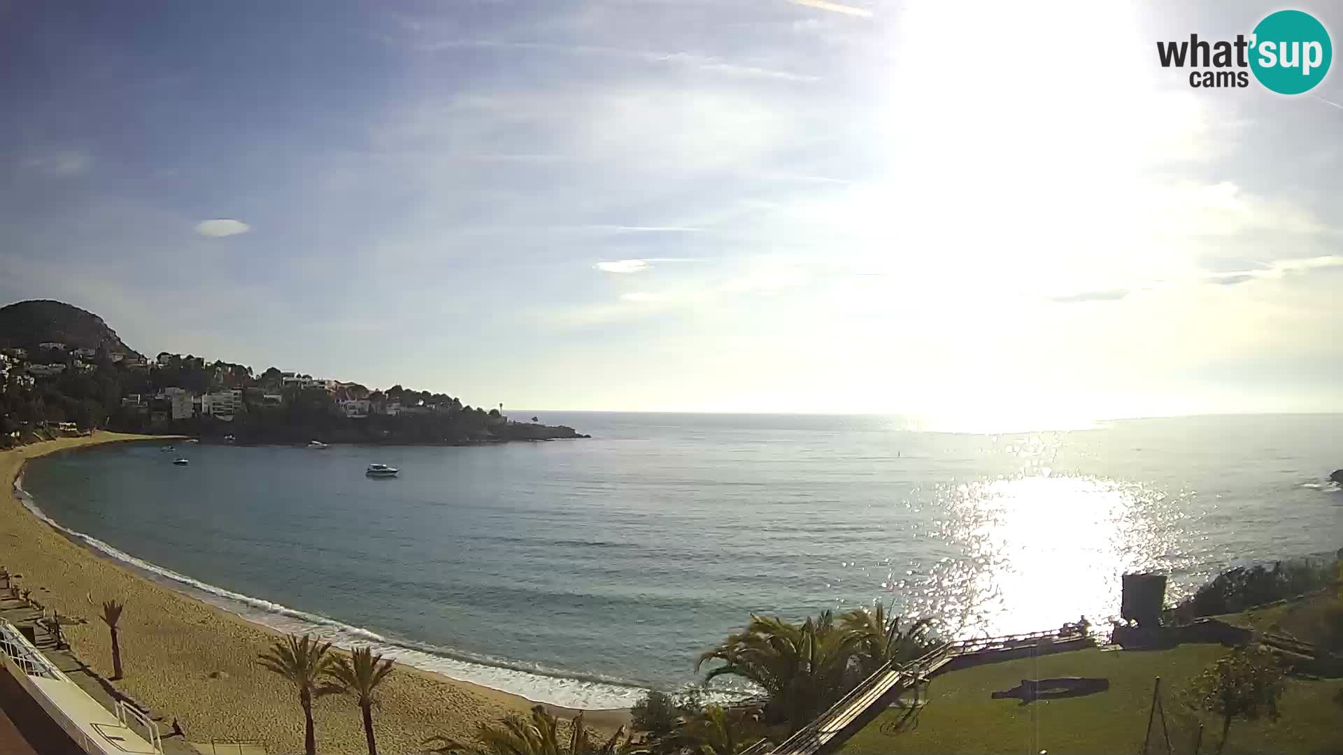 Platja de l’Almadrava beach Live Webcam Roses – Costa Brava – Spain