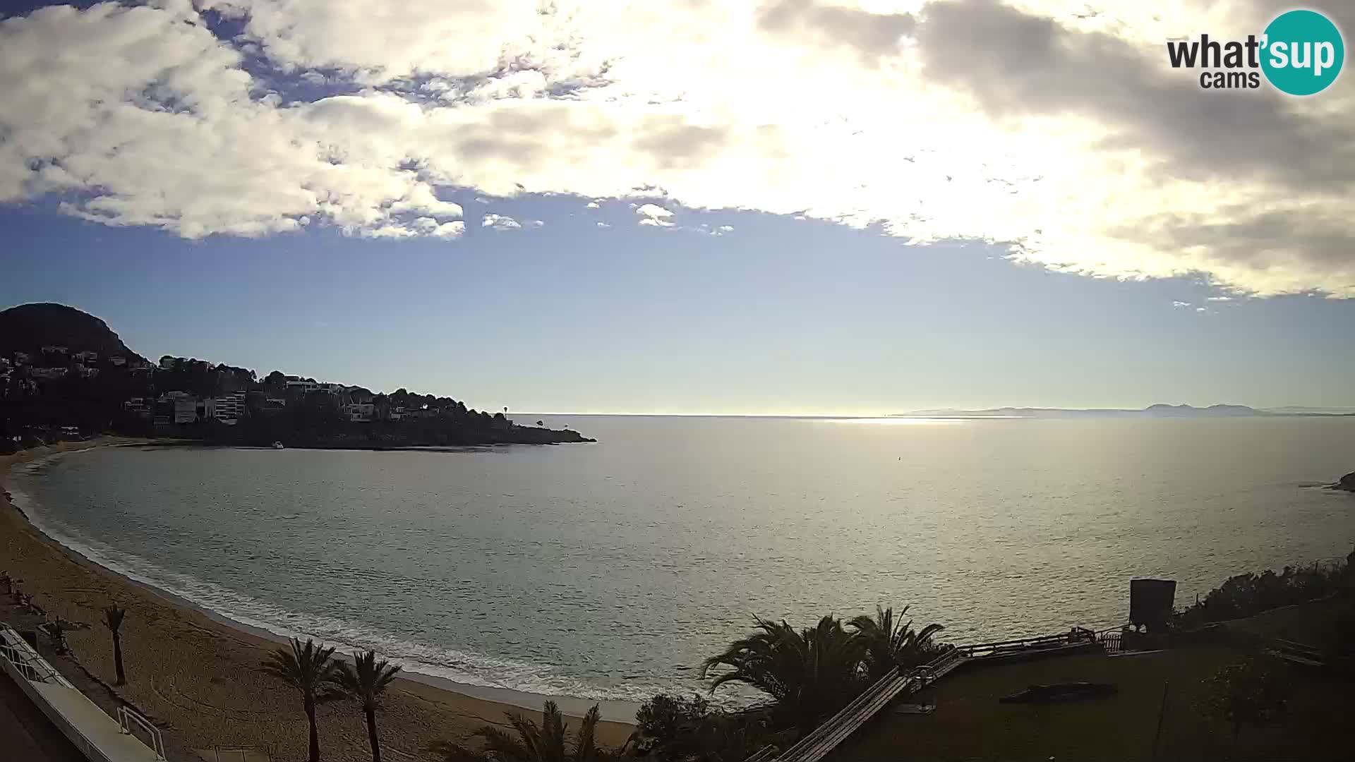 Platja de l’Almadrava beach Live Webcam Roses – Costa Brava – Spain