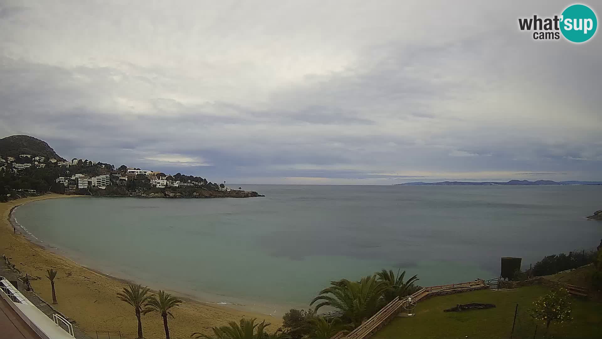 Platja de l’Almadrava beach Live Webcam Roses – Costa Brava – Spain