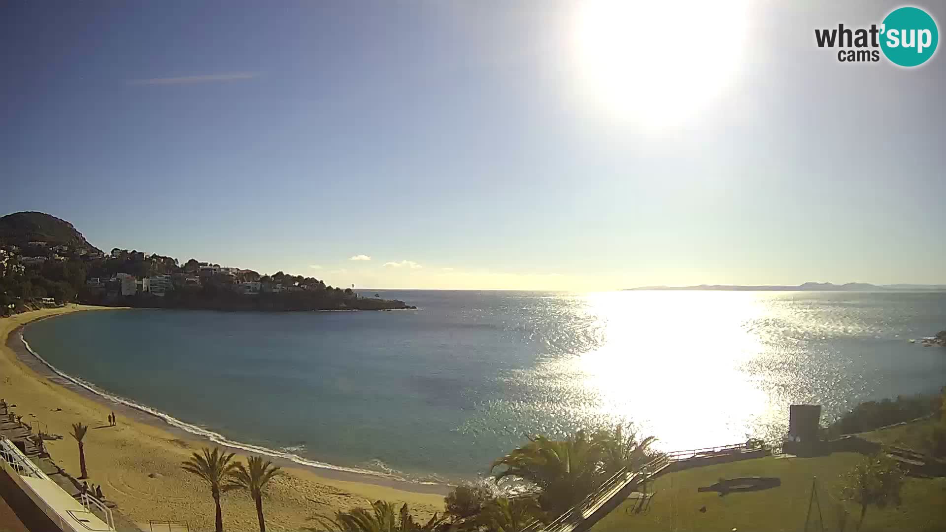 Platja de l’Almadrava beach Live Webcam Roses – Costa Brava – Spain