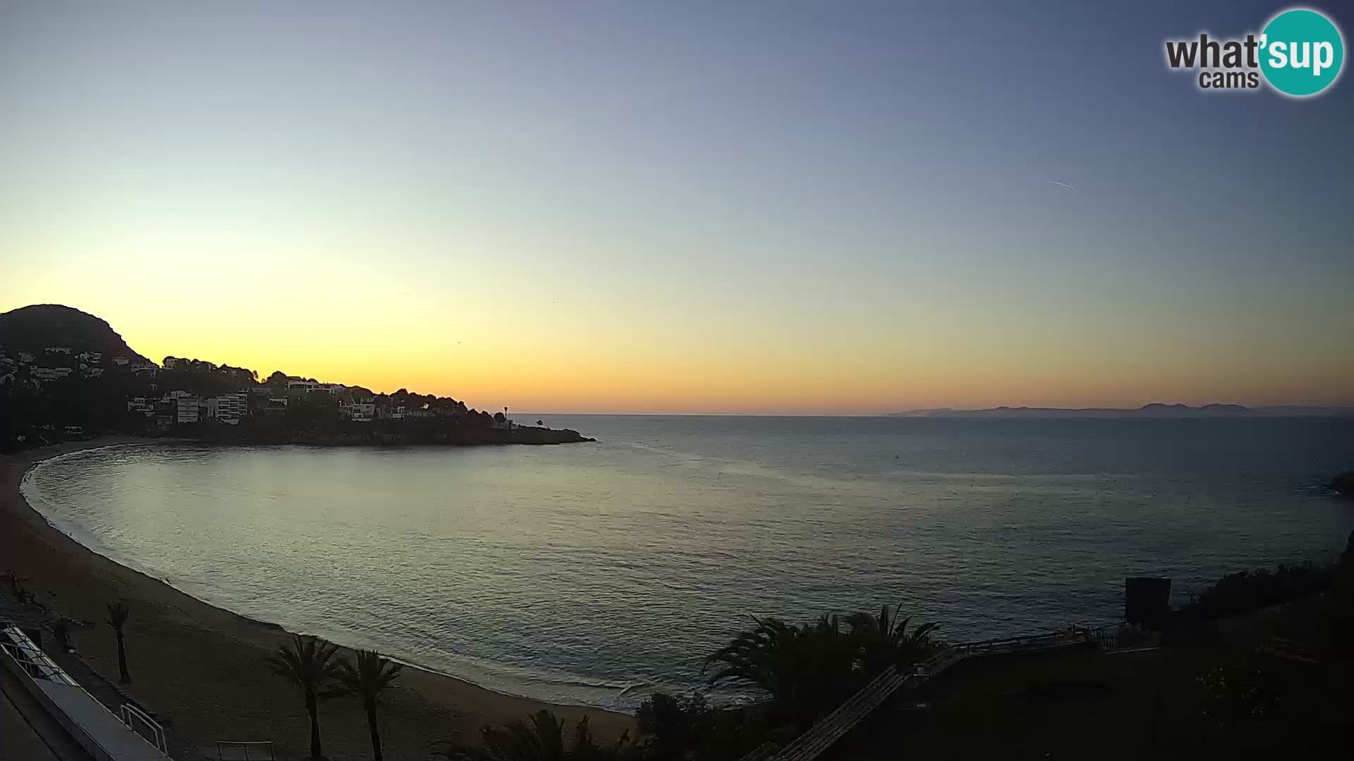 Platja de l’Almadrava beach Live Webcam Roses – Costa Brava – Spain