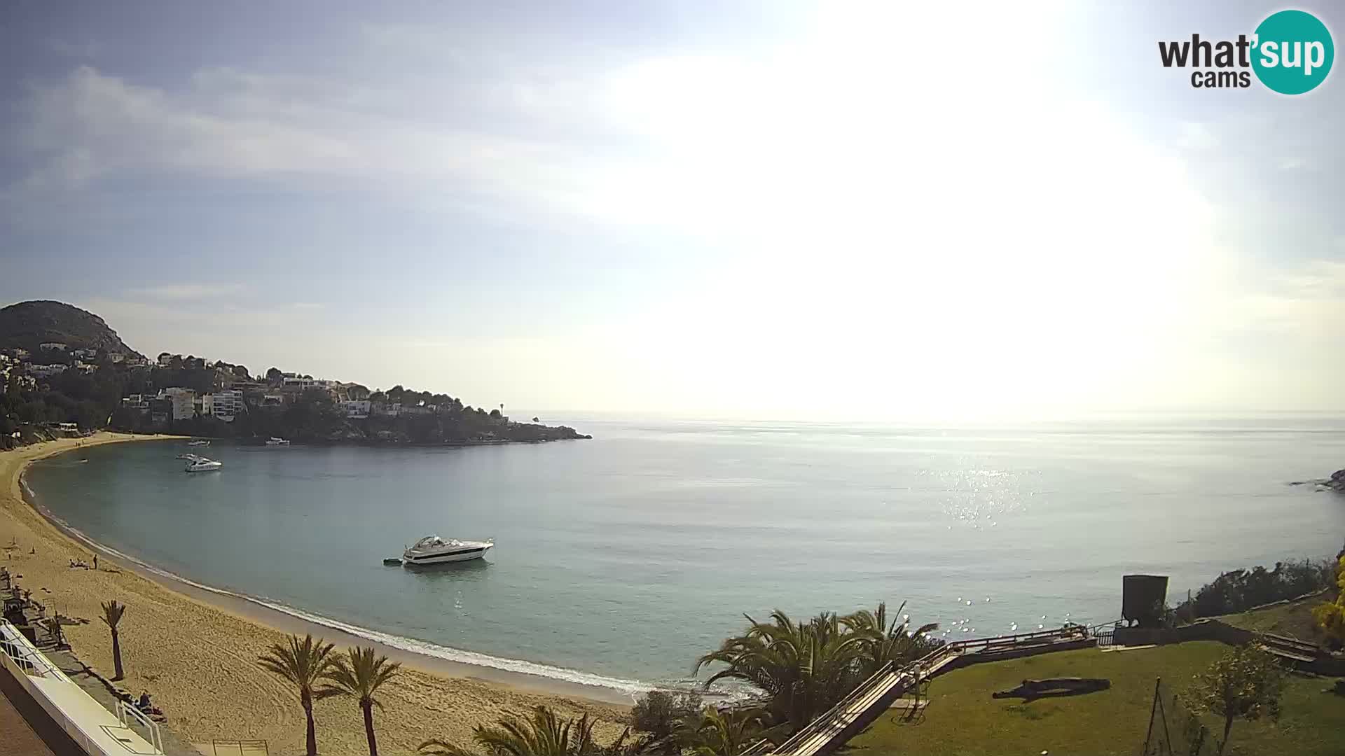 Platja de l’Almadrava beach Live Webcam Roses – Costa Brava – Spain