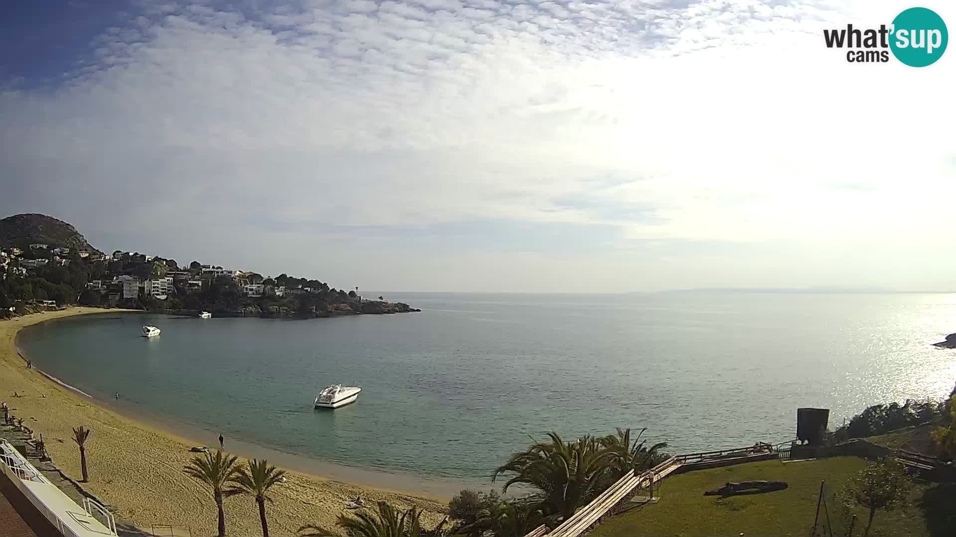 Platja de l’Almadrava beach Live Webcam Roses – Costa Brava – Spain