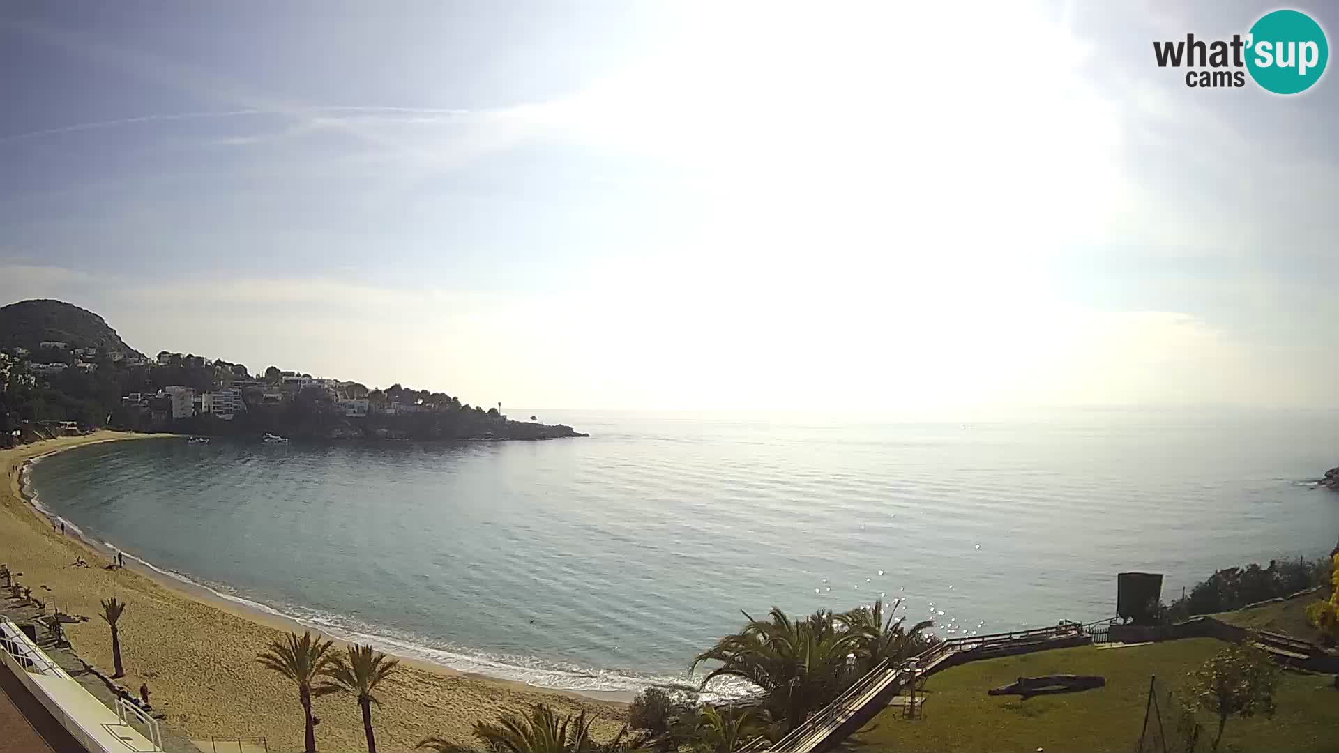 Platja de l’Almadrava beach Live Webcam Roses – Costa Brava – Spain