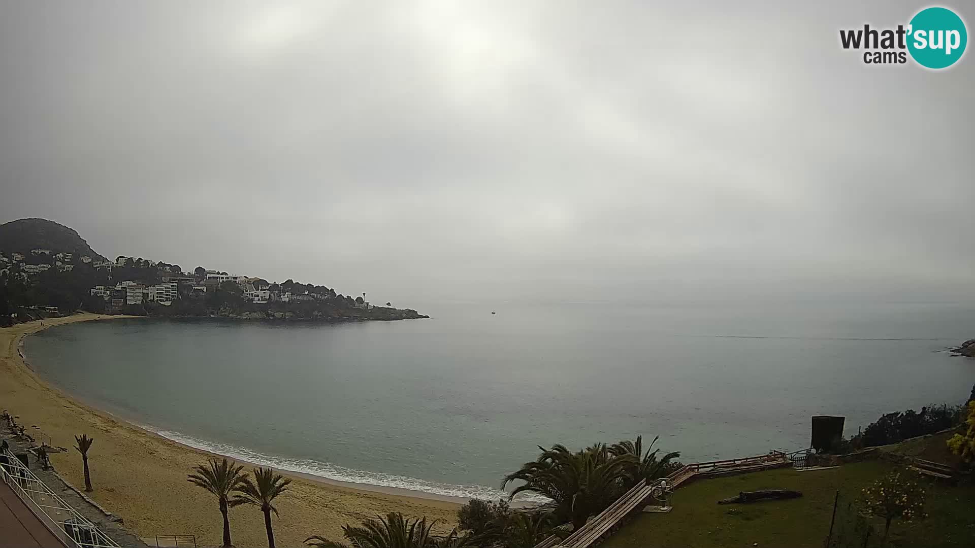 Platja de l’Almadrava beach Live Webcam Roses – Costa Brava – Spain