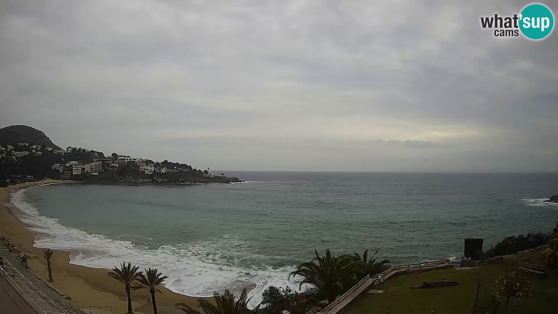 Platja de l’Almadrava beach Live Webcam Roses – Costa Brava – Spain