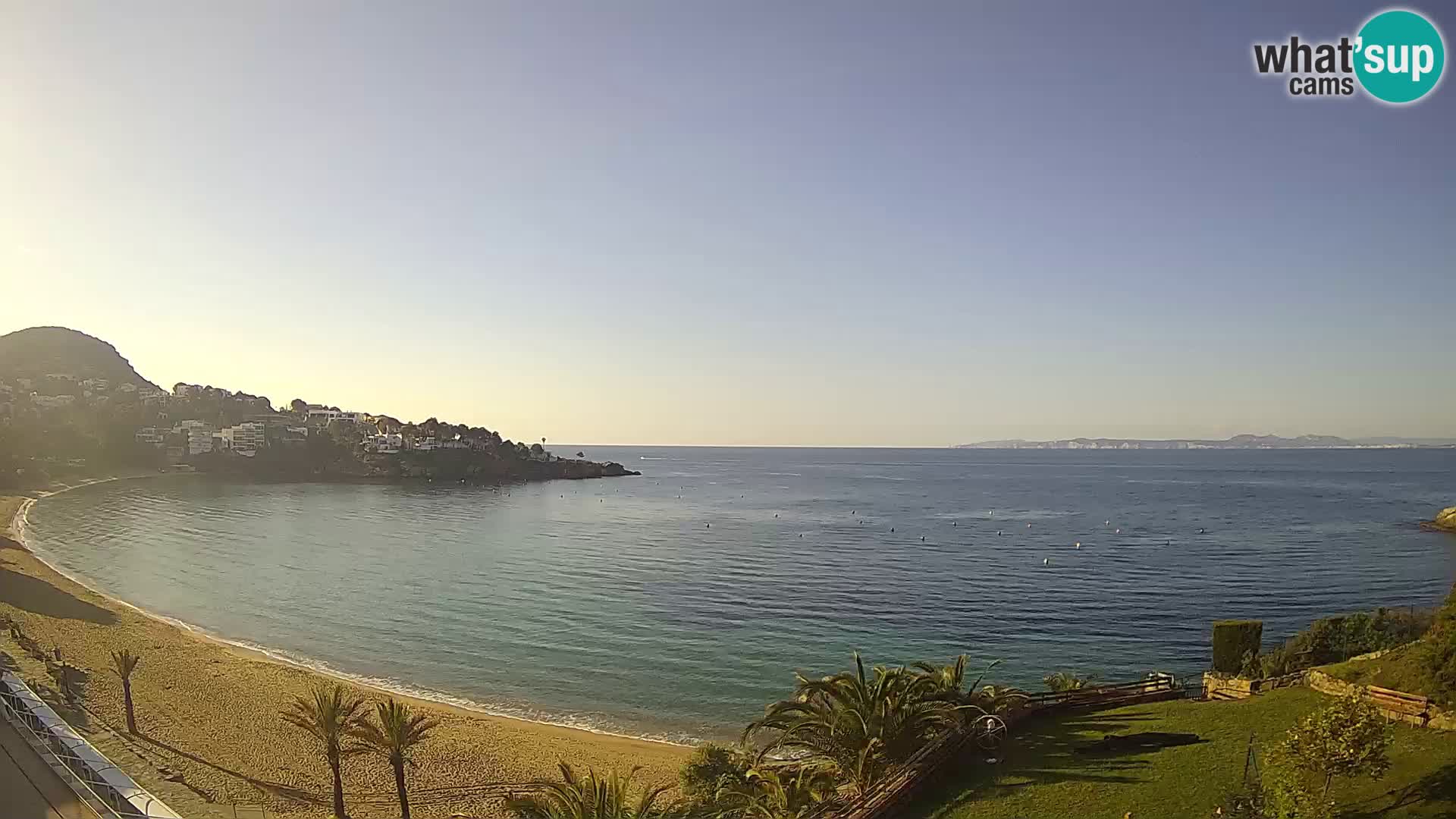 Platja de l’Almadrava beach Live Webcam Roses – Costa Brava – Spain