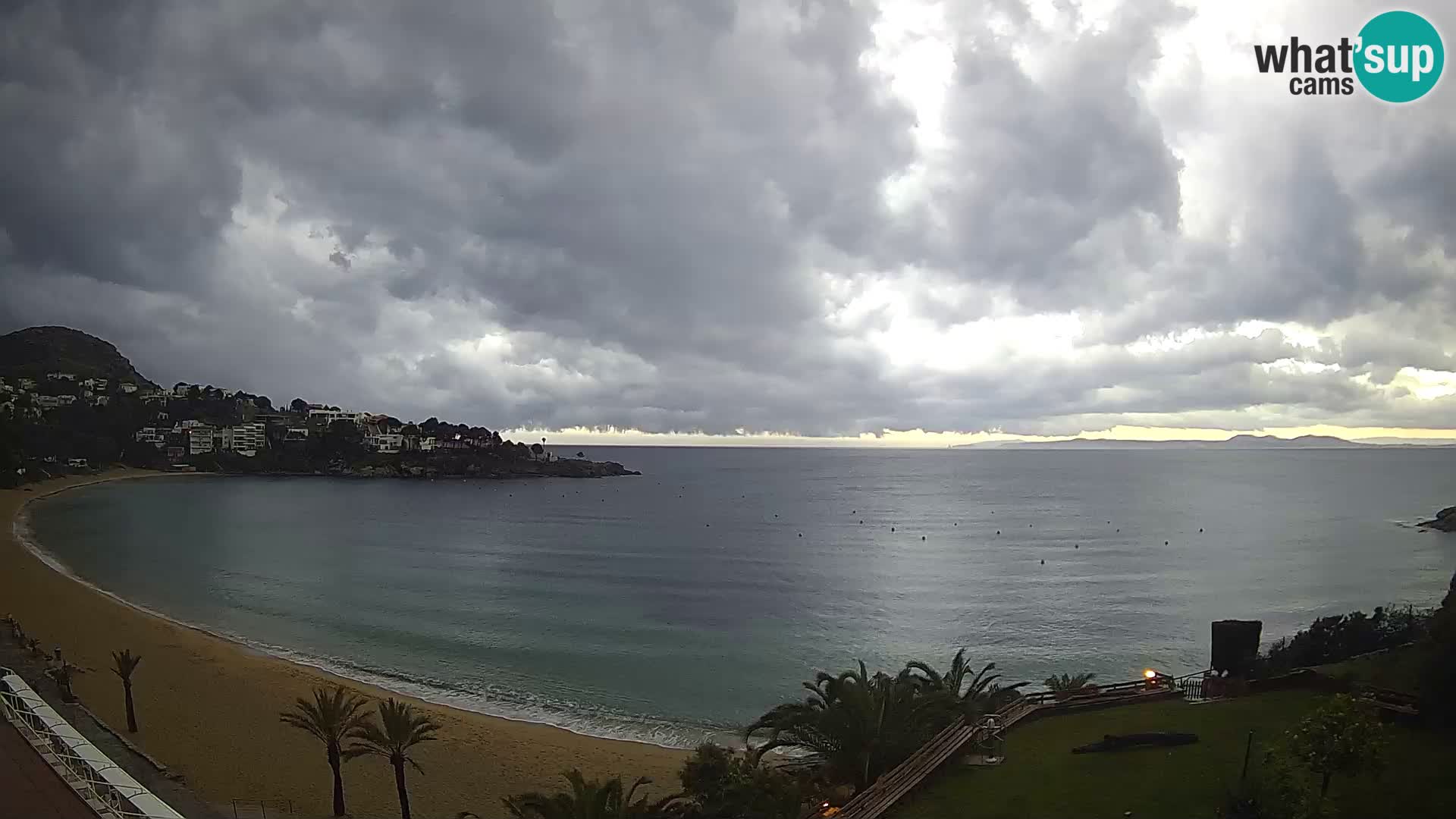 Playa de l’Almadrava camera en vivo Roses – Costa Brava – Espana