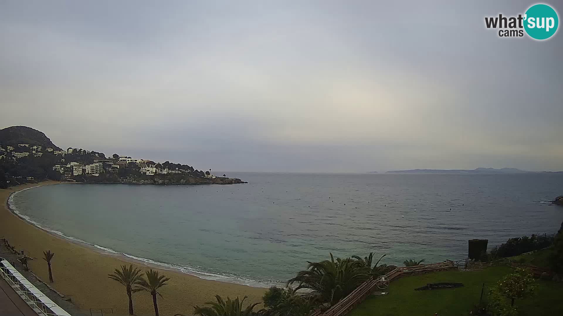 Platja de l’Almadrava beach Live Webcam Roses – Costa Brava – Spain