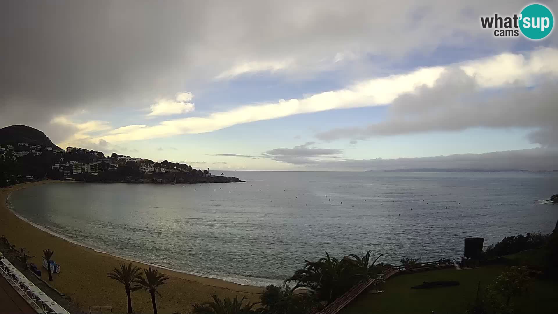 Platja de l’Almadrava beach Live Webcam Roses – Costa Brava – Spain