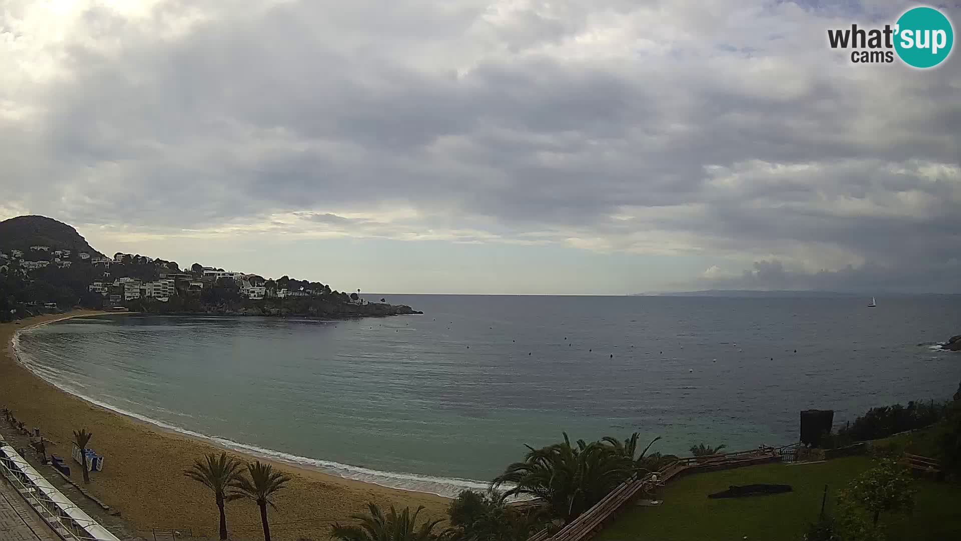 Platja de l’Almadrava beach Live Webcam Roses – Costa Brava – Spain