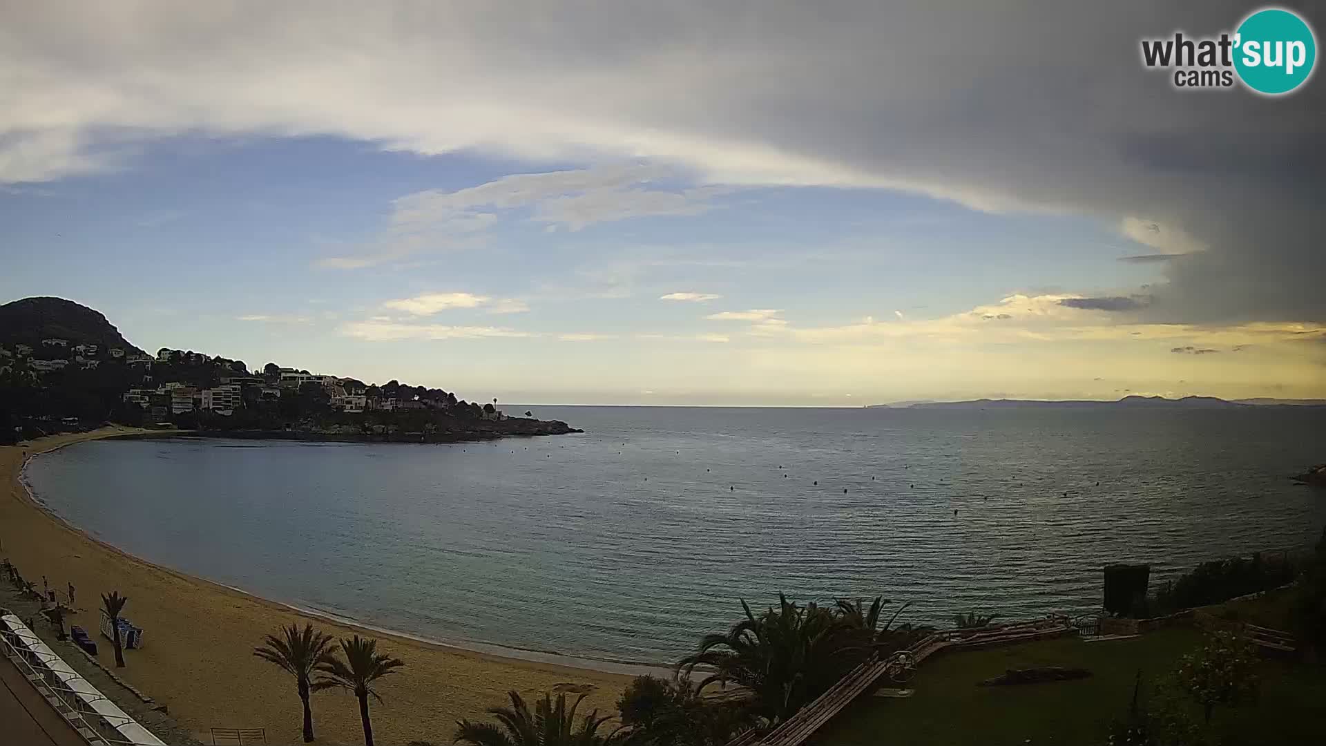 Platja de l’Almadrava beach Live Webcam Roses – Costa Brava – Spain