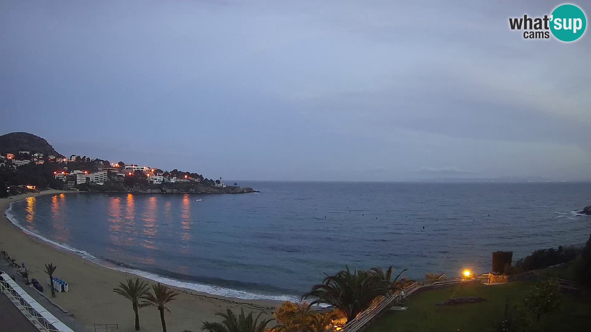 Platja de l’Almadrava beach Live Webcam Roses – Costa Brava – Spain