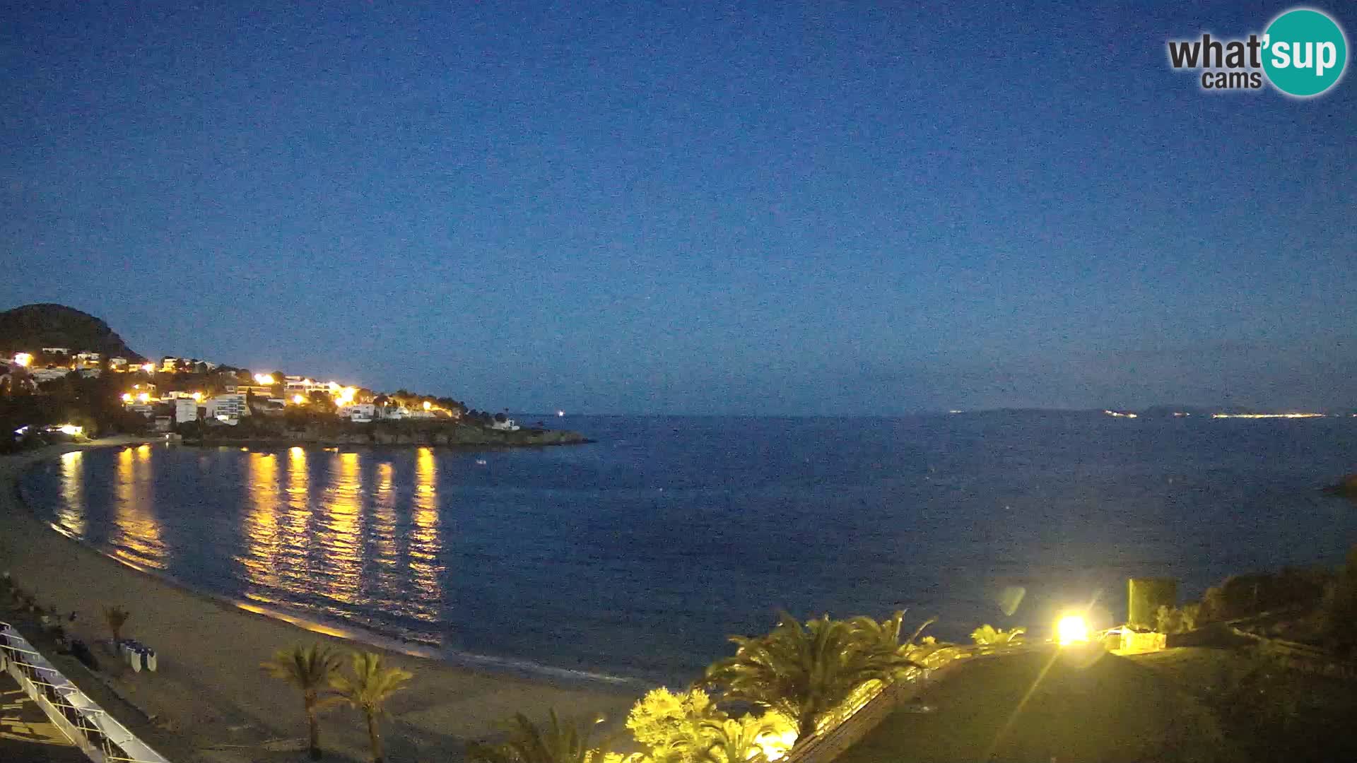 Platja de l’Almadrava beach Live Webcam Roses – Costa Brava – Spain
