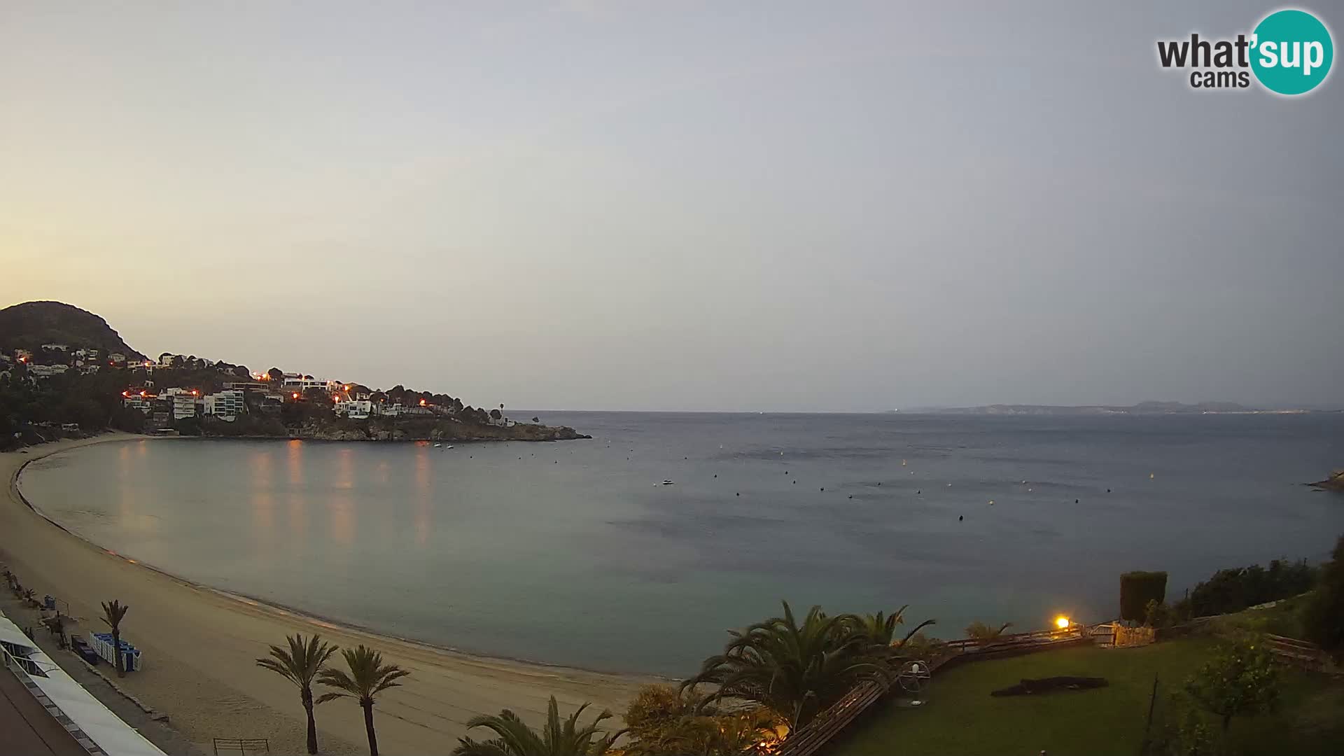 Platja de l’Almadrava beach Live Webcam Roses – Costa Brava – Spain