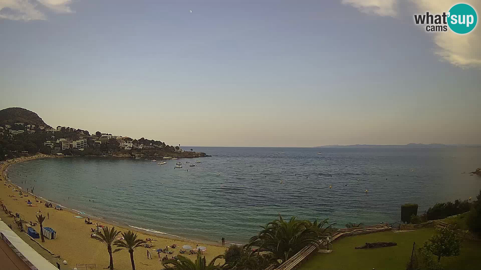 Platja de l’Almadrava beach Live Webcam Roses – Costa Brava – Spain