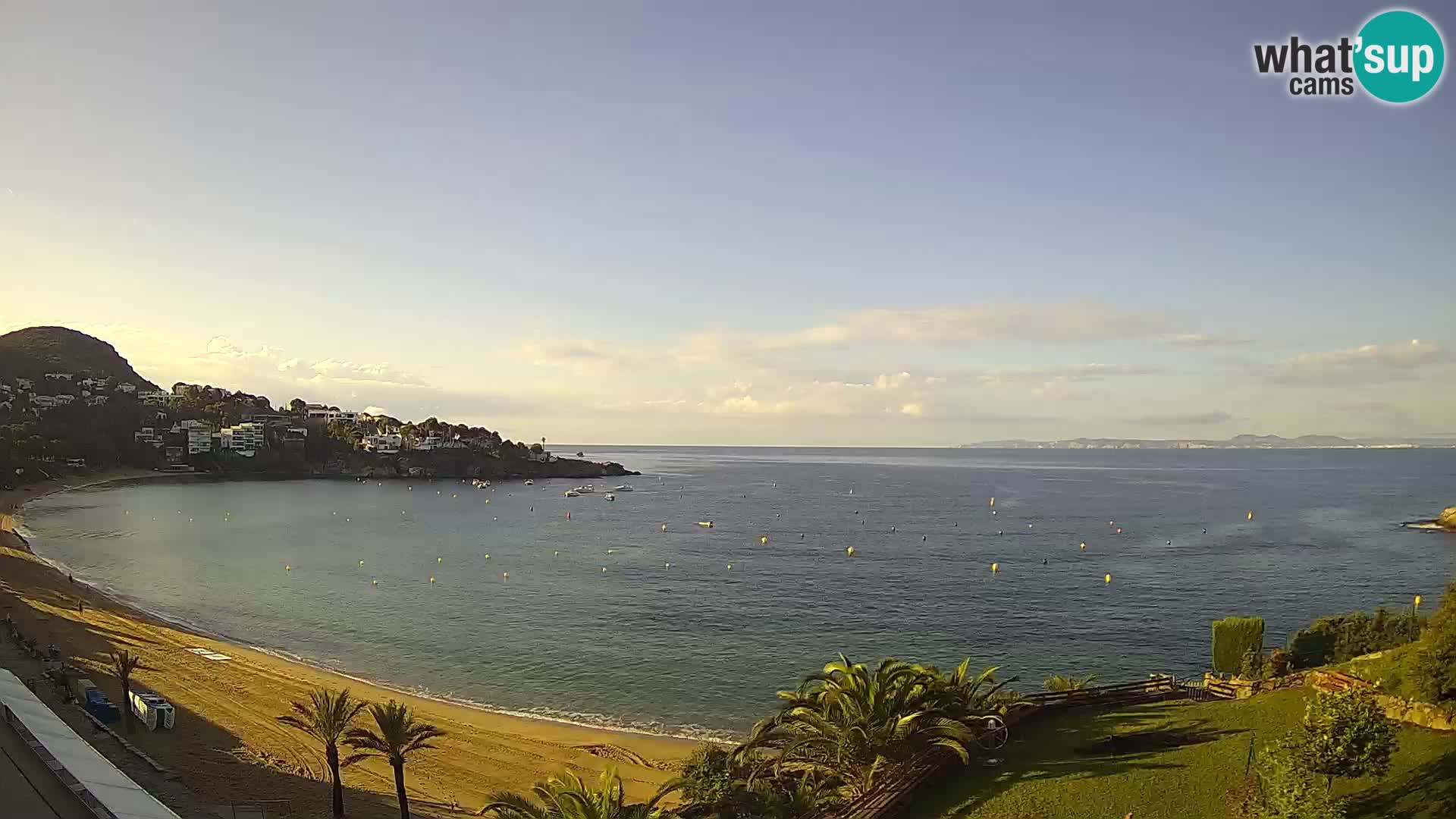Platja de l’Almadrava beach Live Webcam Roses – Costa Brava – Spain