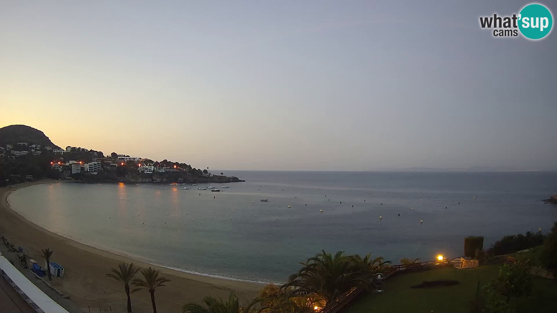Platja de l’Almadrava beach Live Webcam Roses – Costa Brava – Spain