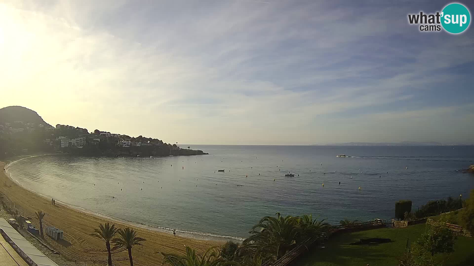 Platja de l’Almadrava beach Live Webcam Roses – Costa Brava – Spain