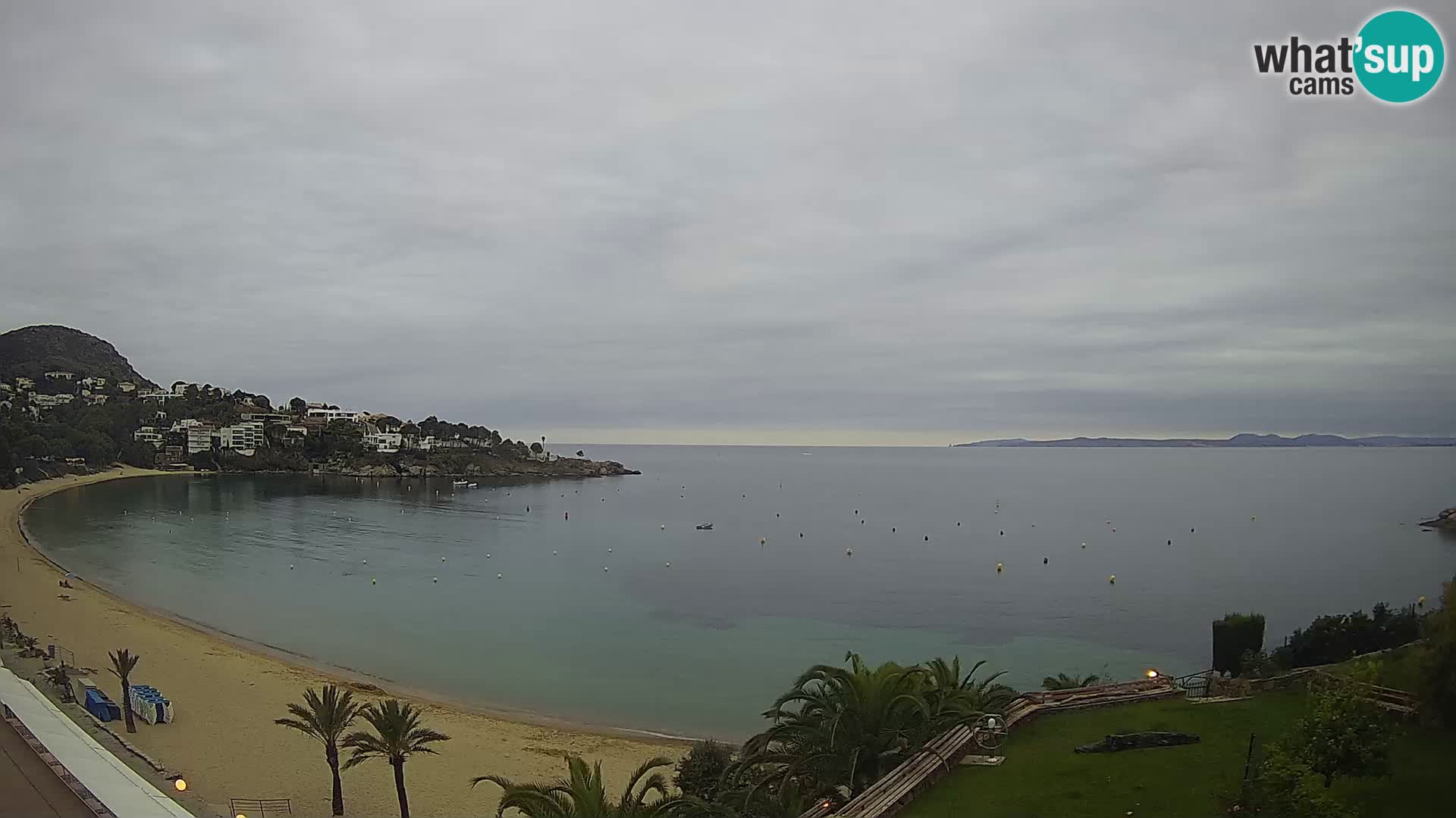 Platja de l’Almadrava beach Live Webcam Roses – Costa Brava – Spain