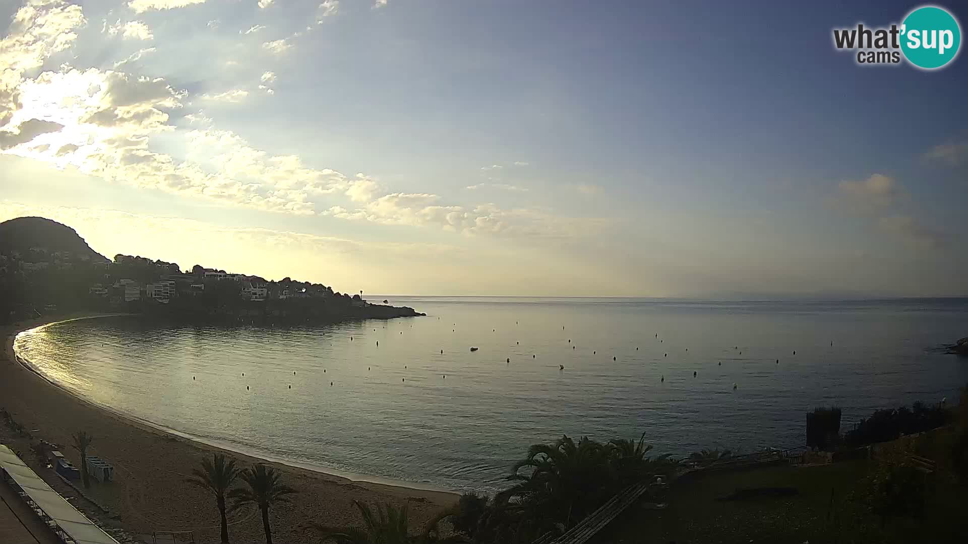 Platja de l’Almadrava beach Live Webcam Roses – Costa Brava – Spain