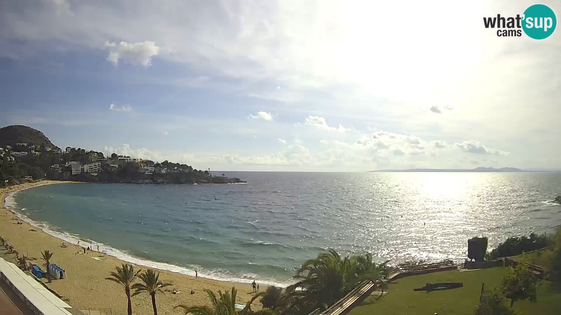 Platja de l’Almadrava beach Live Webcam Roses – Costa Brava – Spain