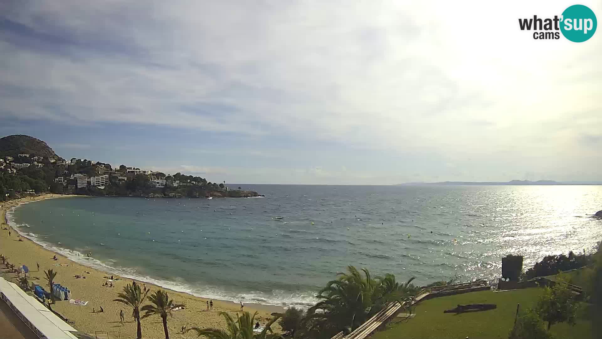 Platja de l’Almadrava beach Live Webcam Roses – Costa Brava – Spain