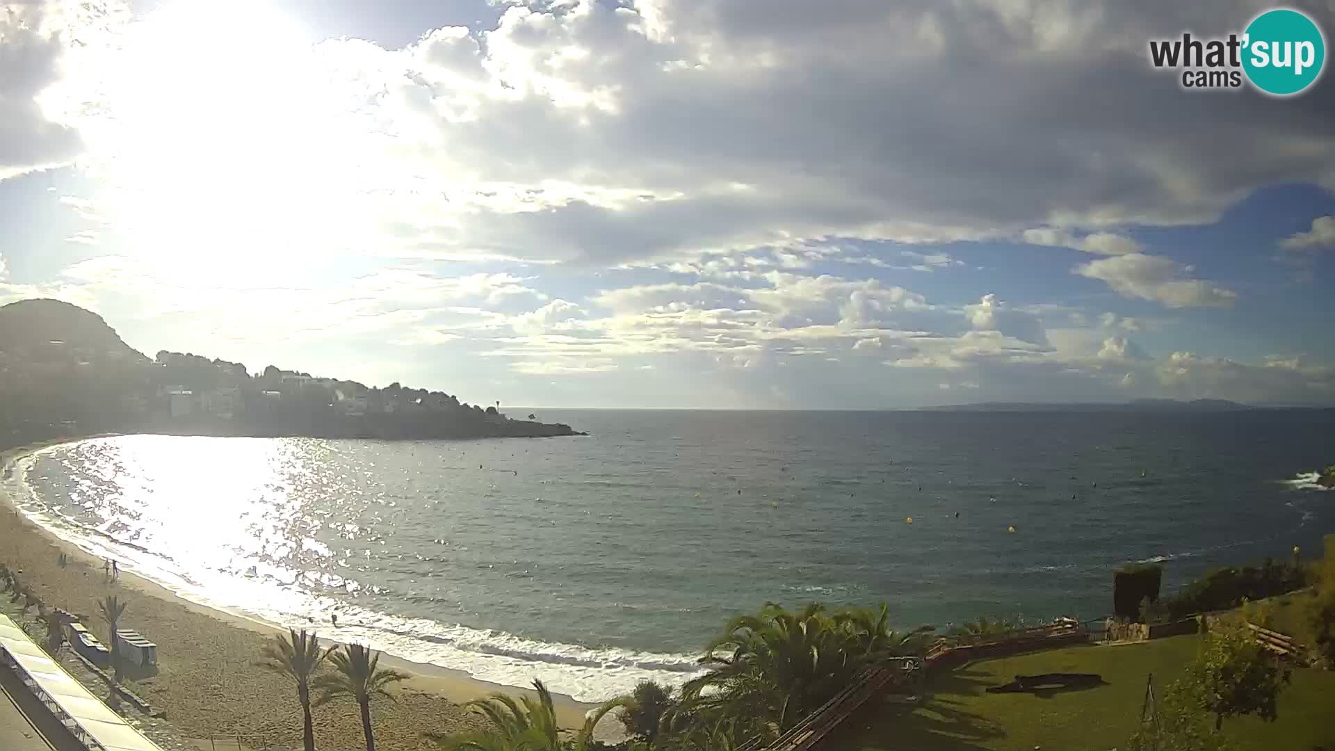 Platja de l’Almadrava beach Live Webcam Roses – Costa Brava – Spain