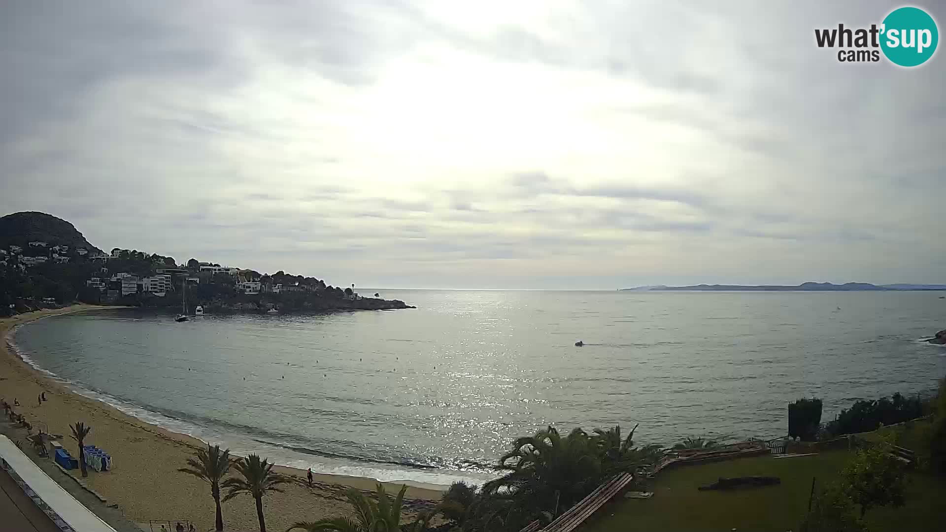 Platja de l’Almadrava beach Live Webcam Roses – Costa Brava – Spain
