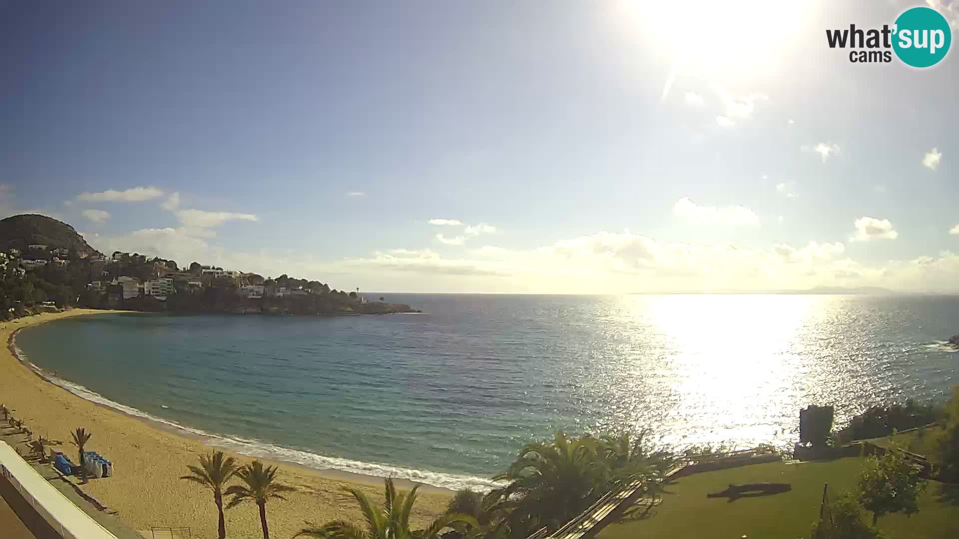 Platja de l’Almadrava beach Live Webcam Roses – Costa Brava – Spain