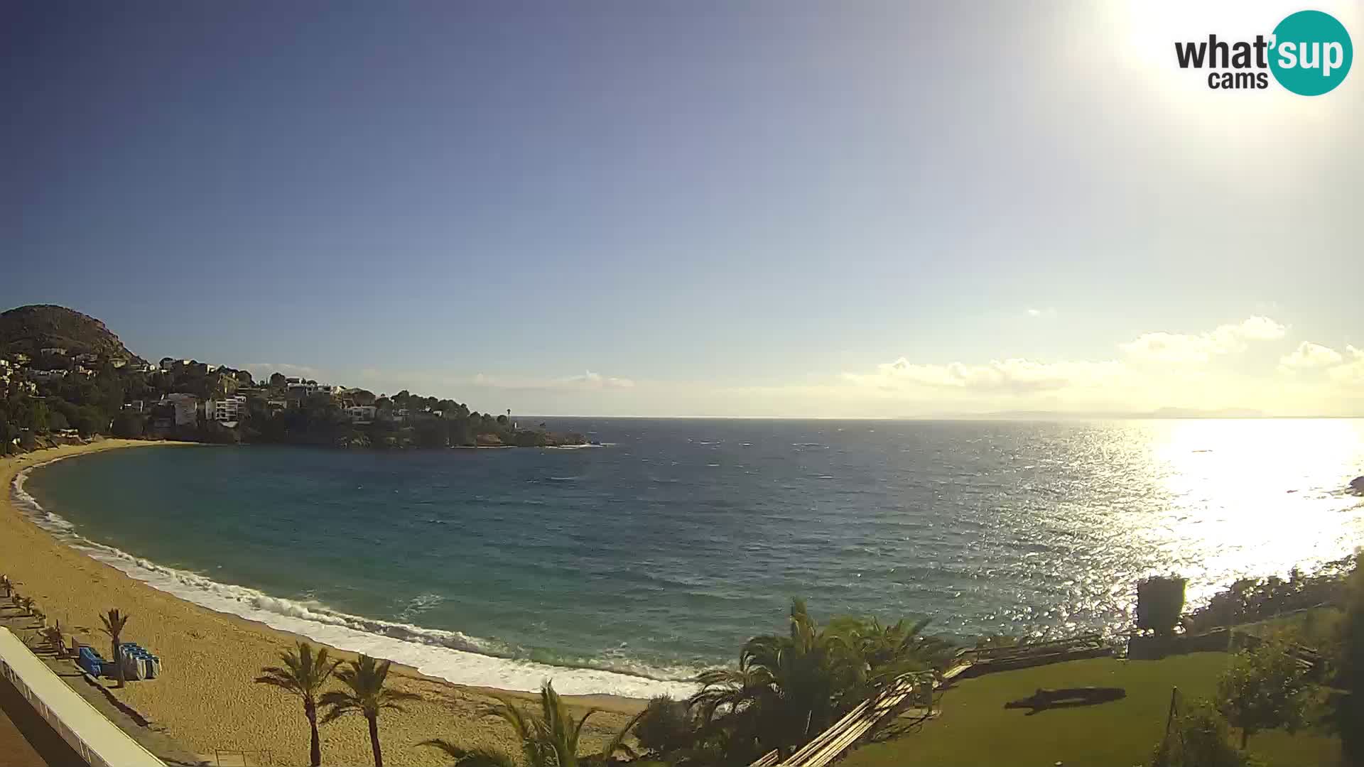 Platja de l’Almadrava beach Live Webcam Roses – Costa Brava – Spain