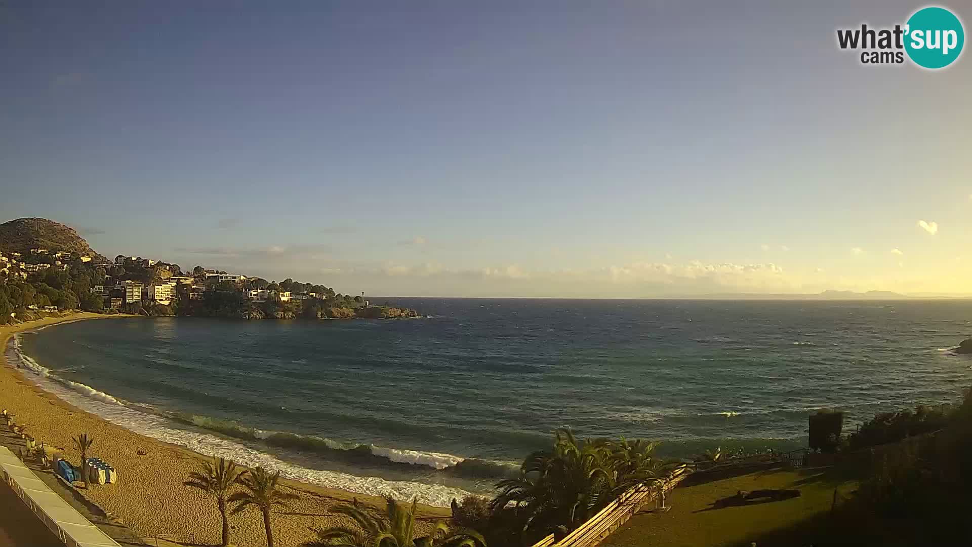 Platja de l’Almadrava beach Live Webcam Roses – Costa Brava – Spain
