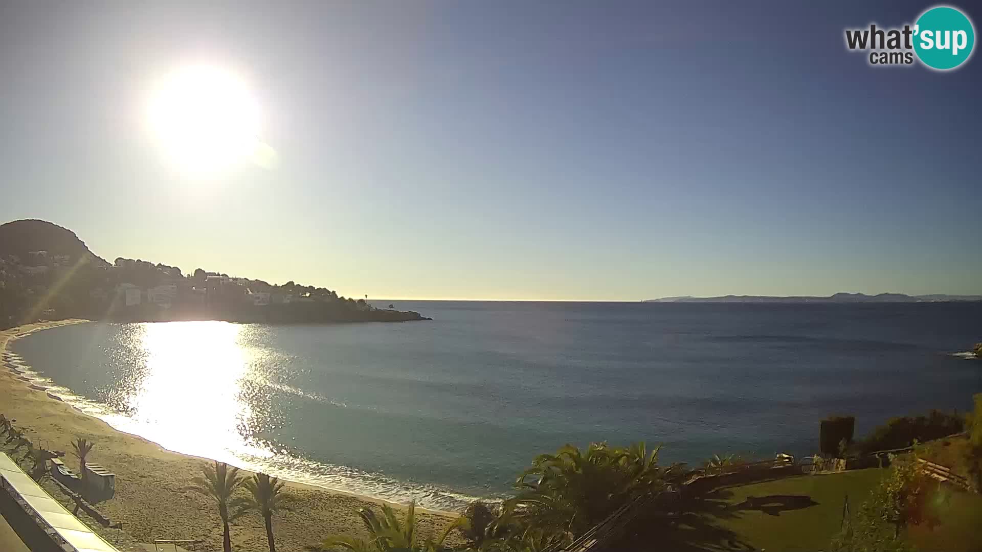 Platja de l’Almadrava beach Live Webcam Roses – Costa Brava – Spain